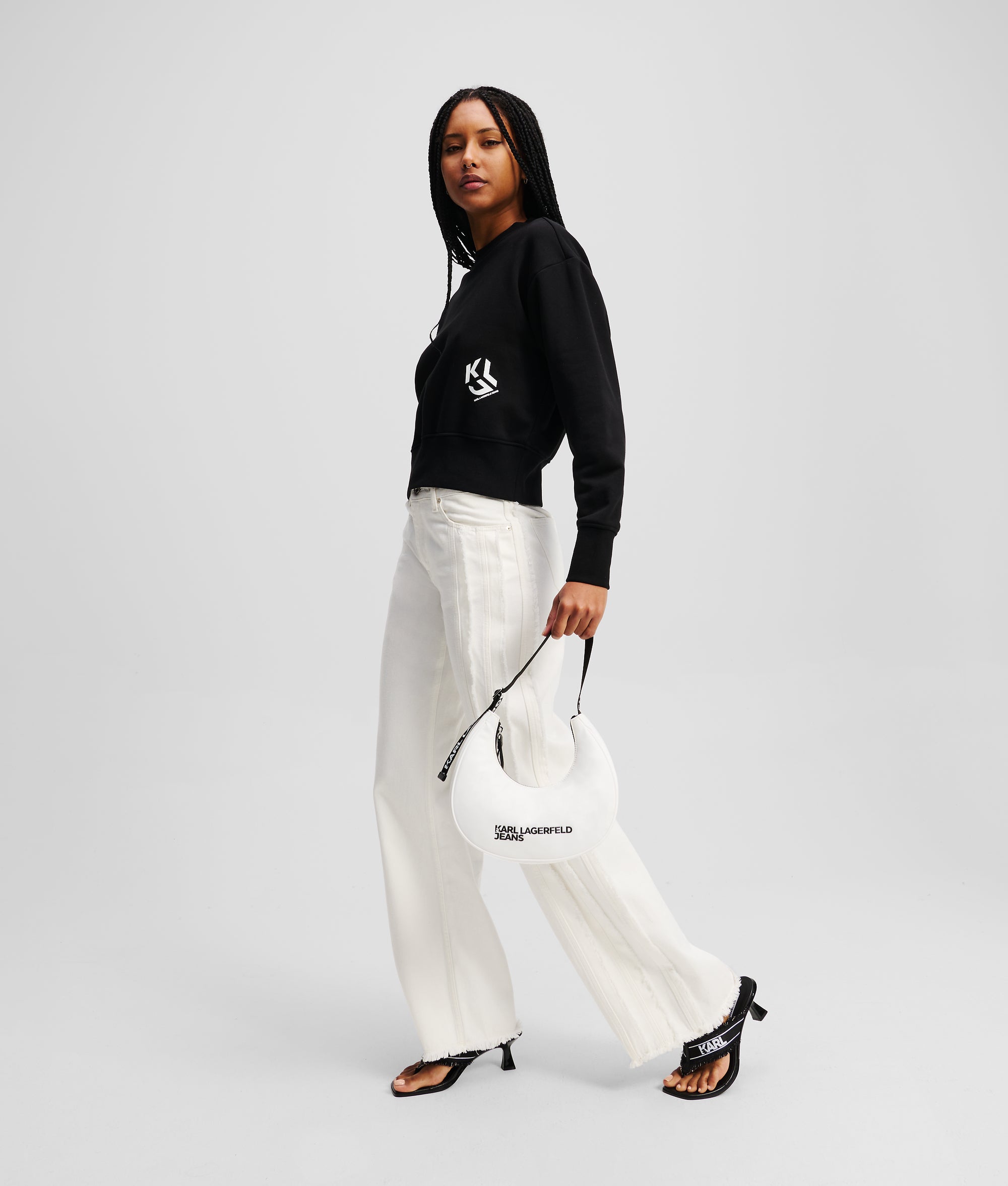 MONOGRAM SWEATSHIRT - Image 4