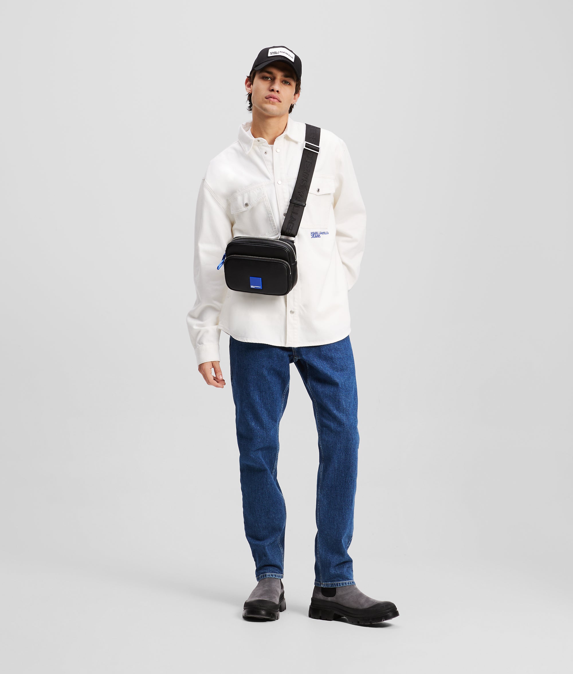 OUT OF THE BLUE GRAPHIC OVERSHIRT - Image 4