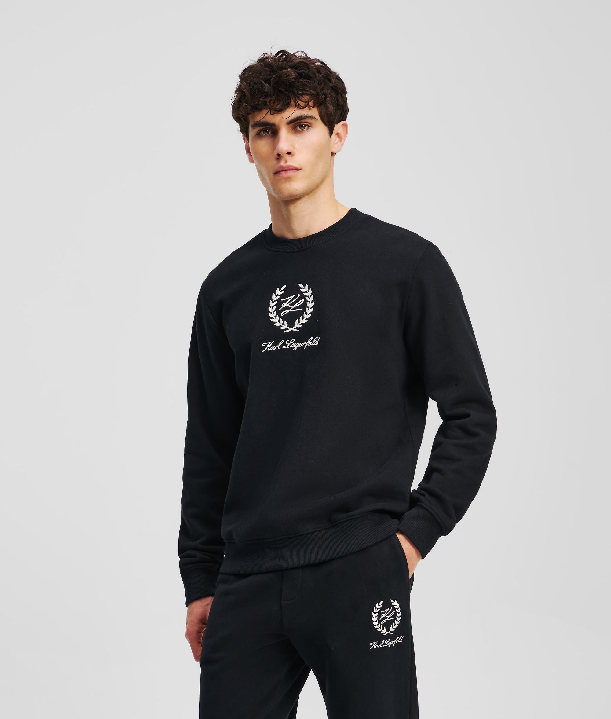 HOTEL KARL LOUNGEWEAR SWEATSHIRT