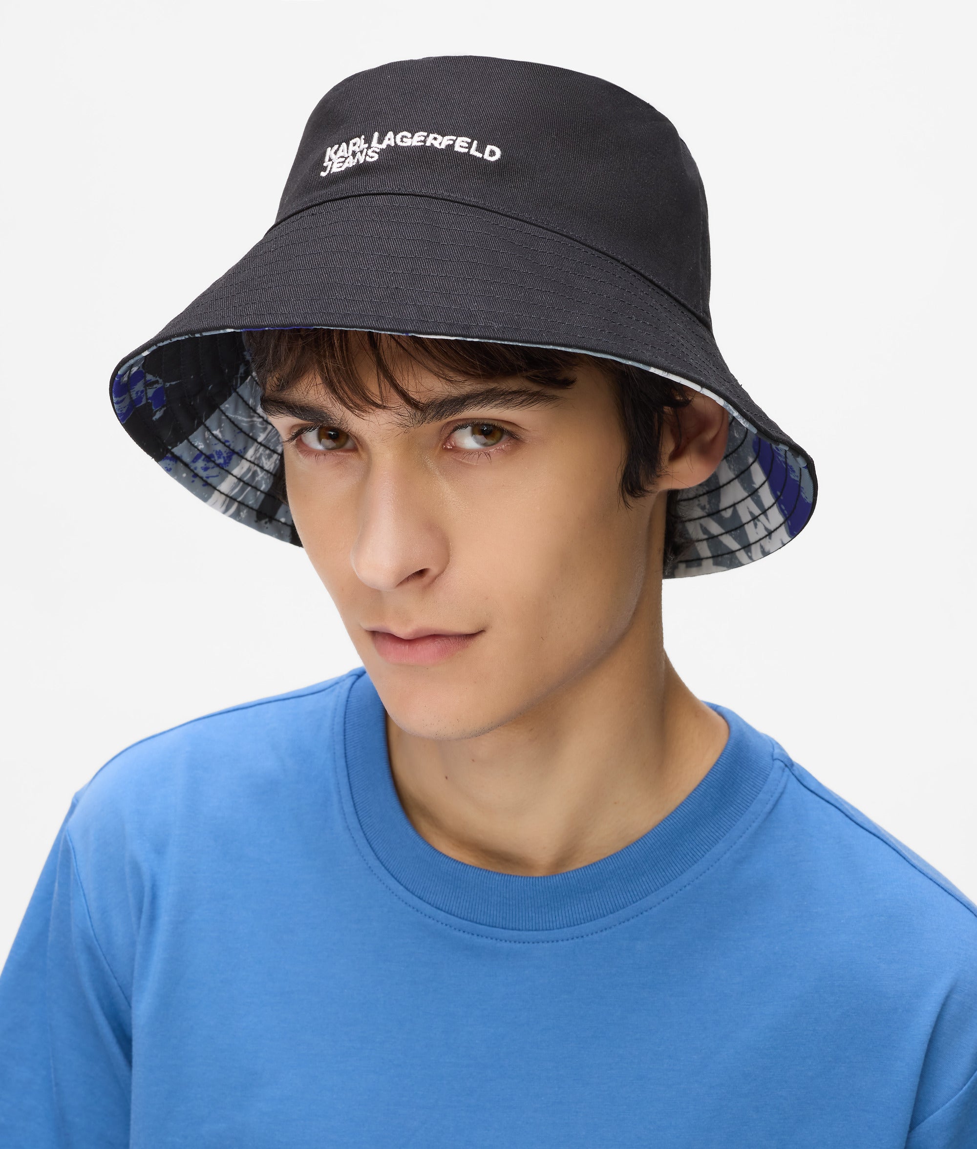 Reversible graffiti bucket hat - Image 2