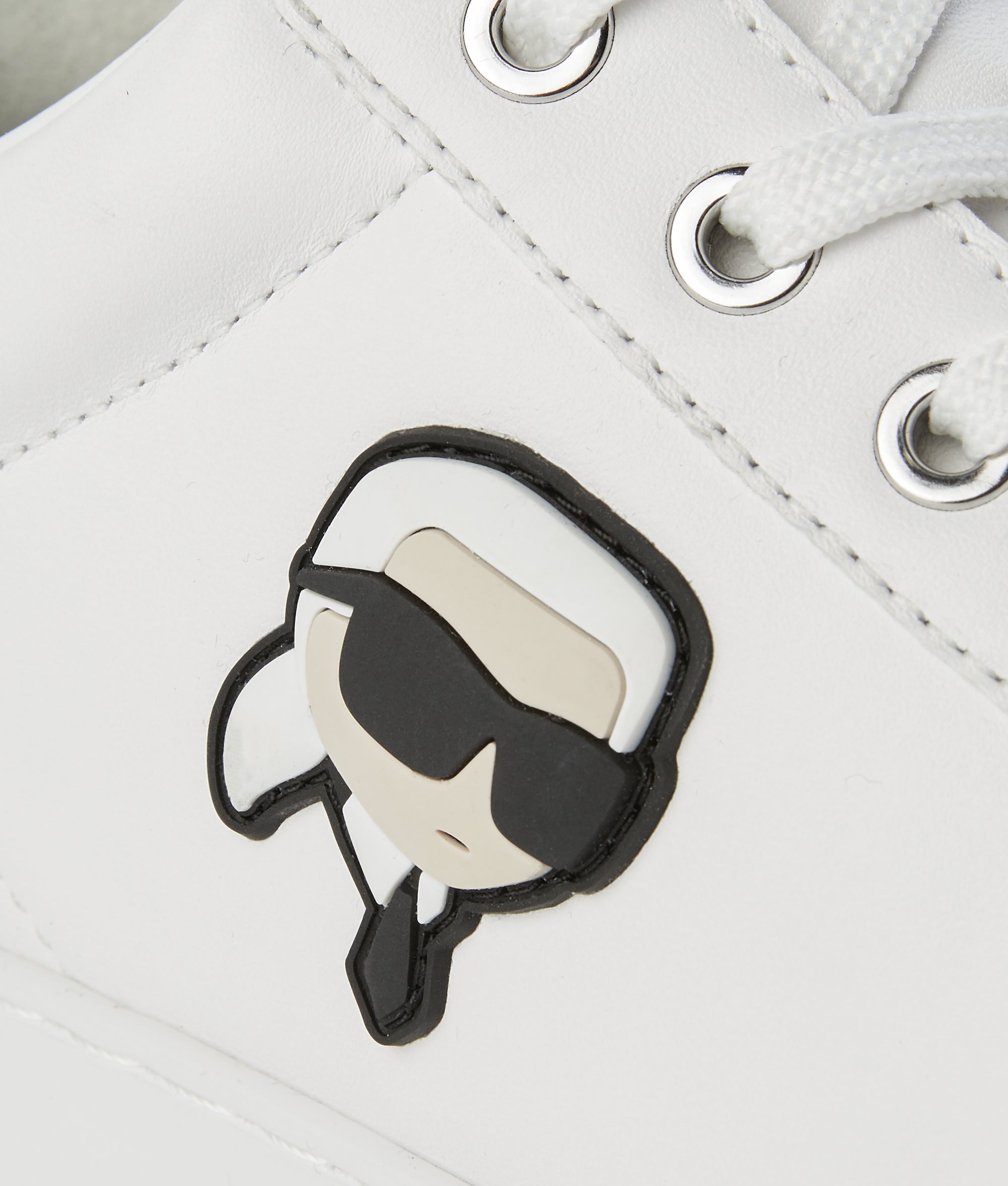 IKON NFT KAPRI SNEAKERS - Image 3